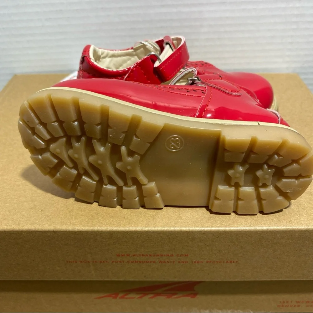 MG red baby girl shoes red size  USA 6 - Picture 6 of 7